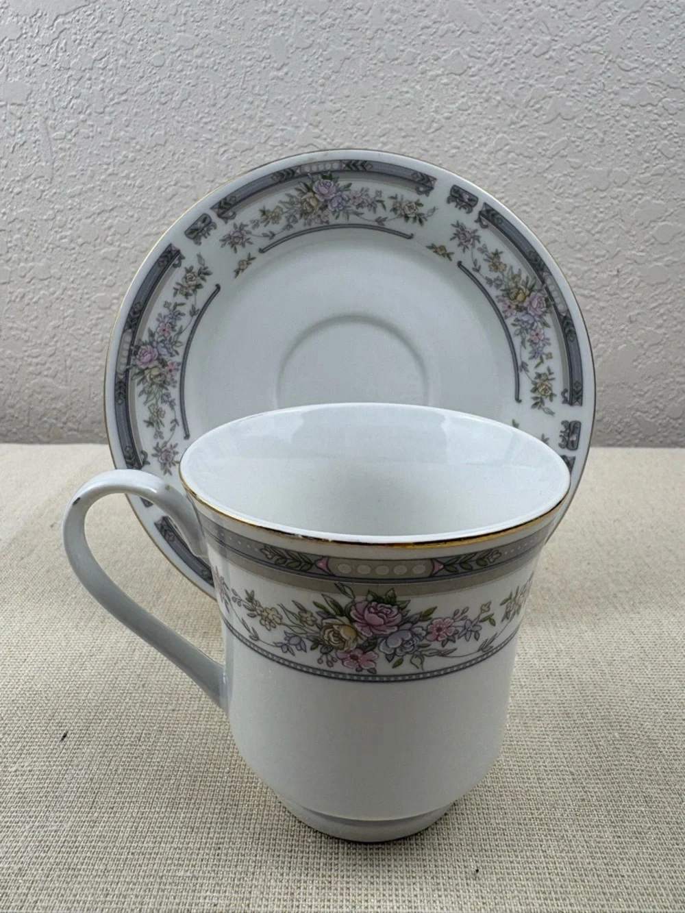 Manchester Excel Porcelain China Teacup and Saucer Set Featuring a 22k Gold Band